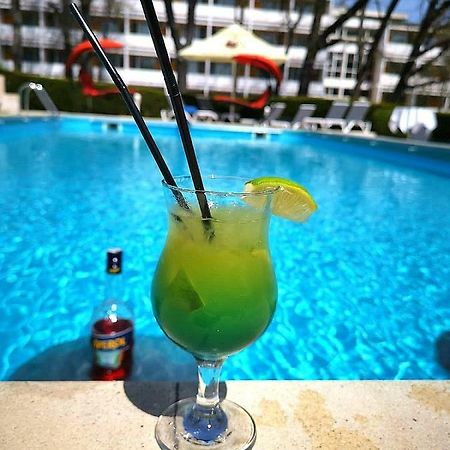 Hotel Decebal Нептун Екстериор снимка