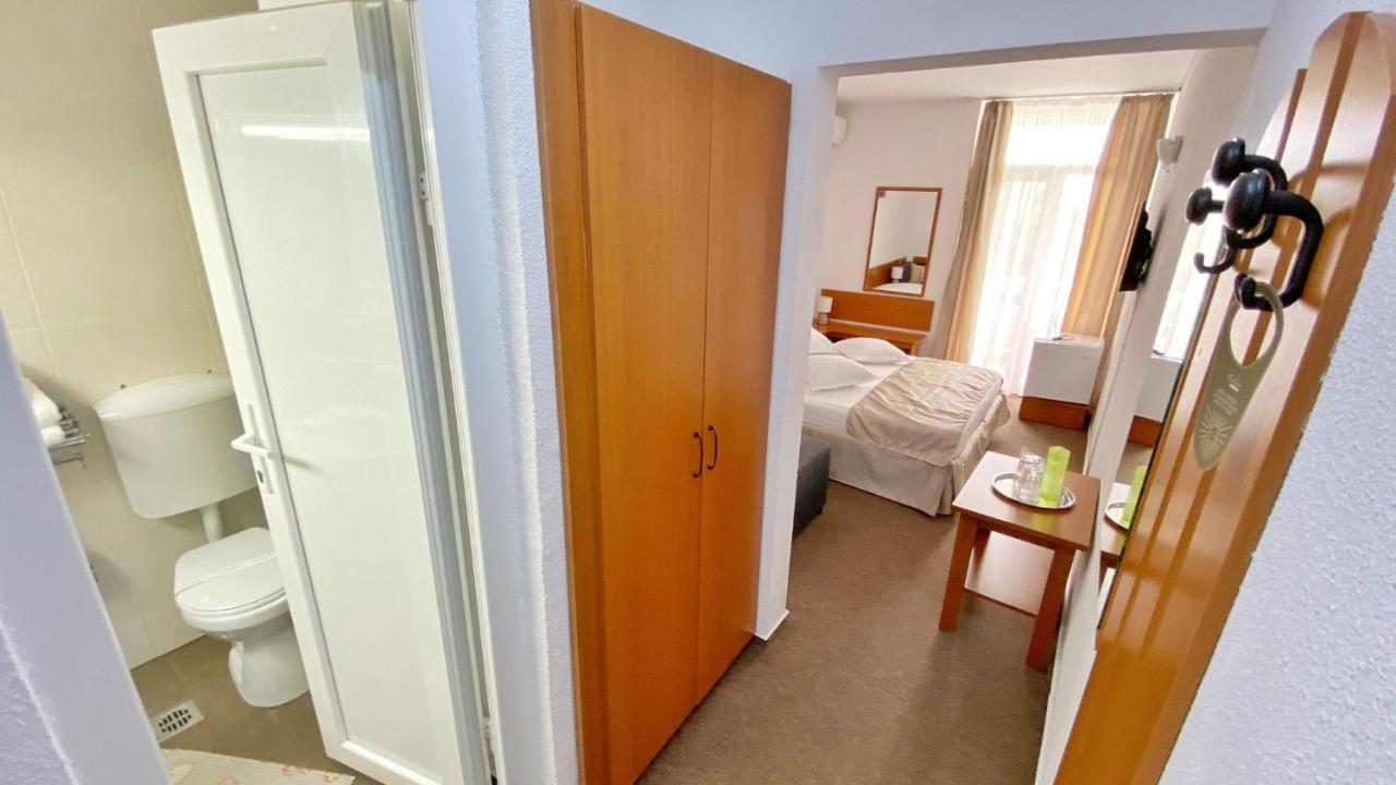 Hotel Decebal Нептун Екстериор снимка