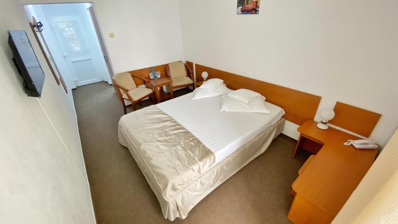 Hotel Decebal Нептун Екстериор снимка