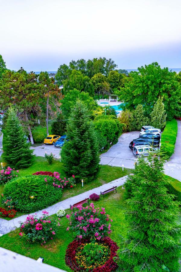 Hotel Decebal Нептун Екстериор снимка