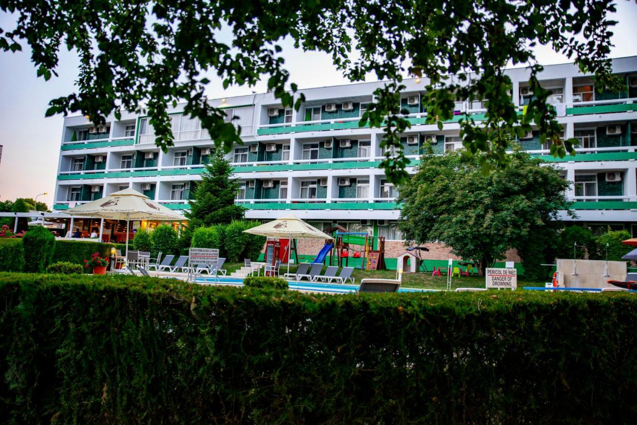 Hotel Decebal Нептун Екстериор снимка